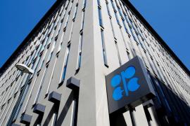 OPEC, Nga chấp thuận cắt giảm sản lượng dầu lớn nhất từ trước đến nay để hỗ trợ giá trong bối cảnh đại dịch coronavirus